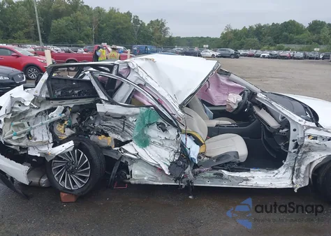 2025 Hyundai Sonata Hybrid/Sel from USA, damaged, VIN KMHL34JJ6SA111230